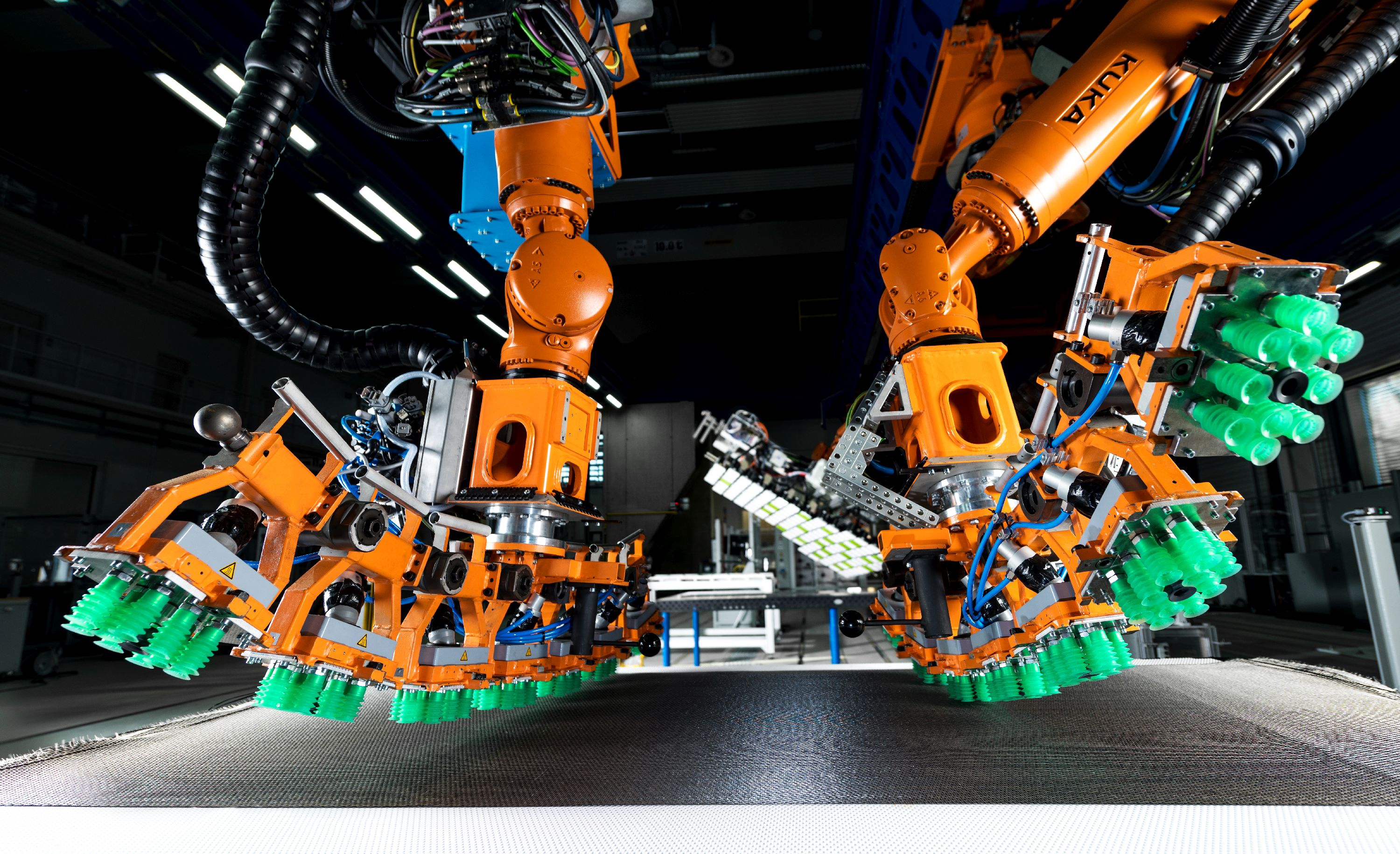 Automated Aerocomposites Production: Liquid Molding vs. Welded Thermoplastics – A Strategic Overview
