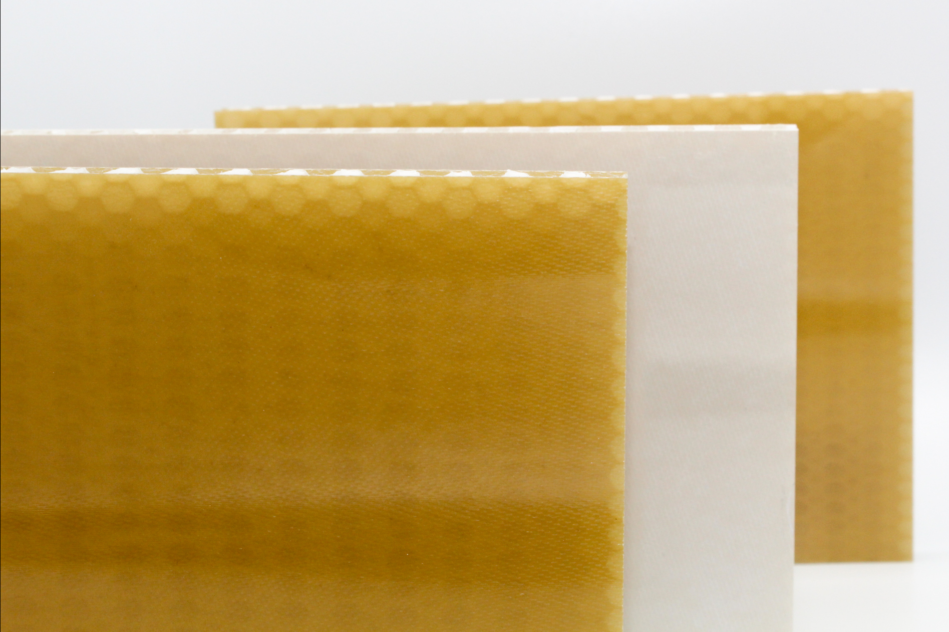 EconCore, Toray, and Bostik Join Forces to Develop Fire‑Safe Thermoplastic Honeycomb Panels for Aircraft Interiors