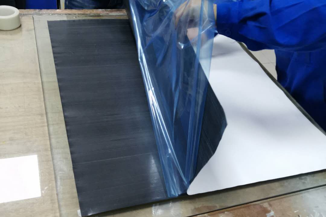 Sino Polymer Introduces Advanced Halogen‑Free Epoxy Prepreg for Rail & Aerospace