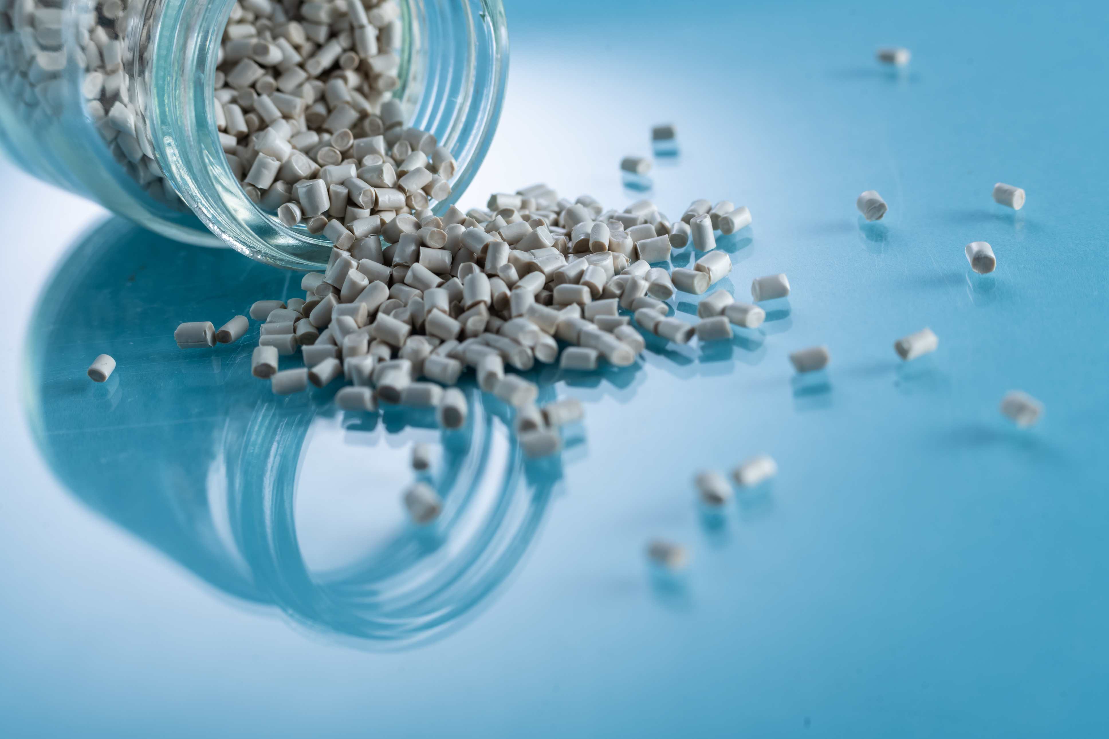 Explore AGC Chemicals’ mPLASTICS at CAMX 2020: Cutting-Edge Fluoropolymer Compounds for Superior Composites