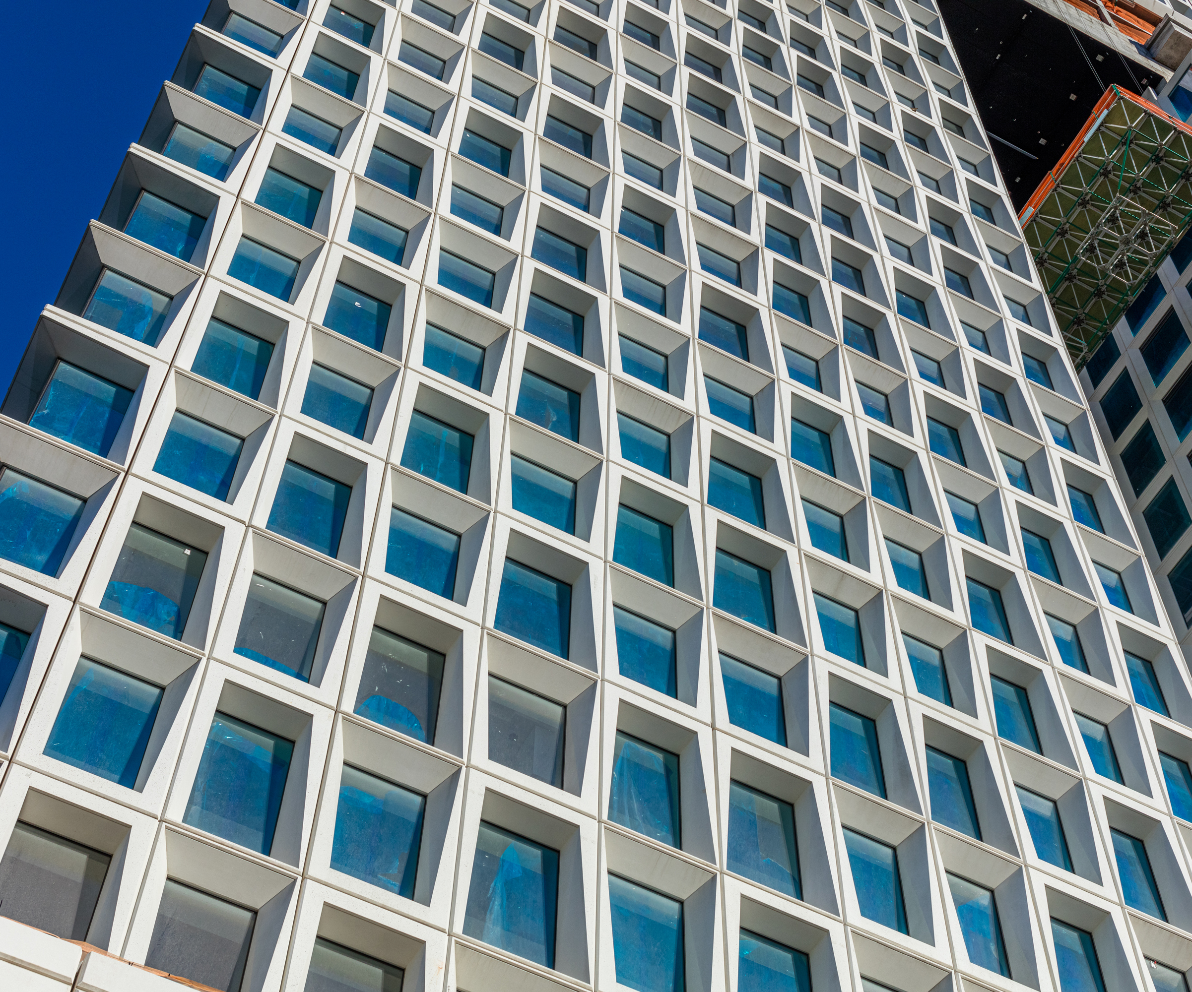 Composite Solutions Accelerate Concrete Facade Fabrication