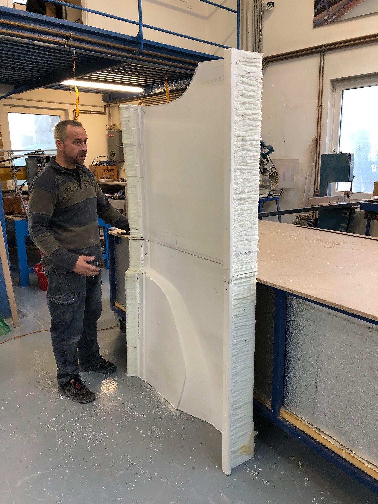 Cut Labor & Waste: 5‑Axis CNC 3‑D Printing of Composite Molds