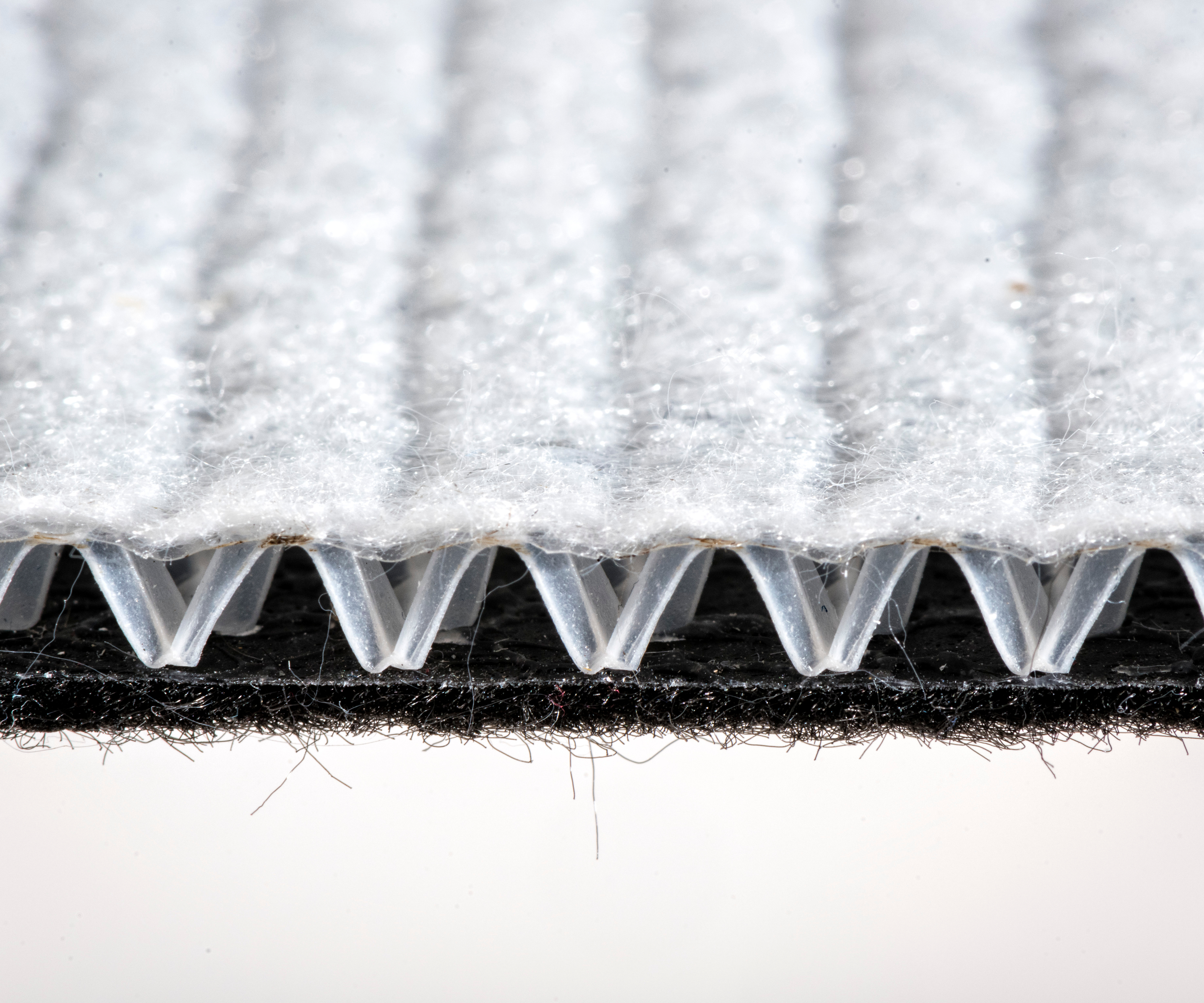 Low & Bonar Secures License to EconCore s Thermoplastic Honeycomb Technology