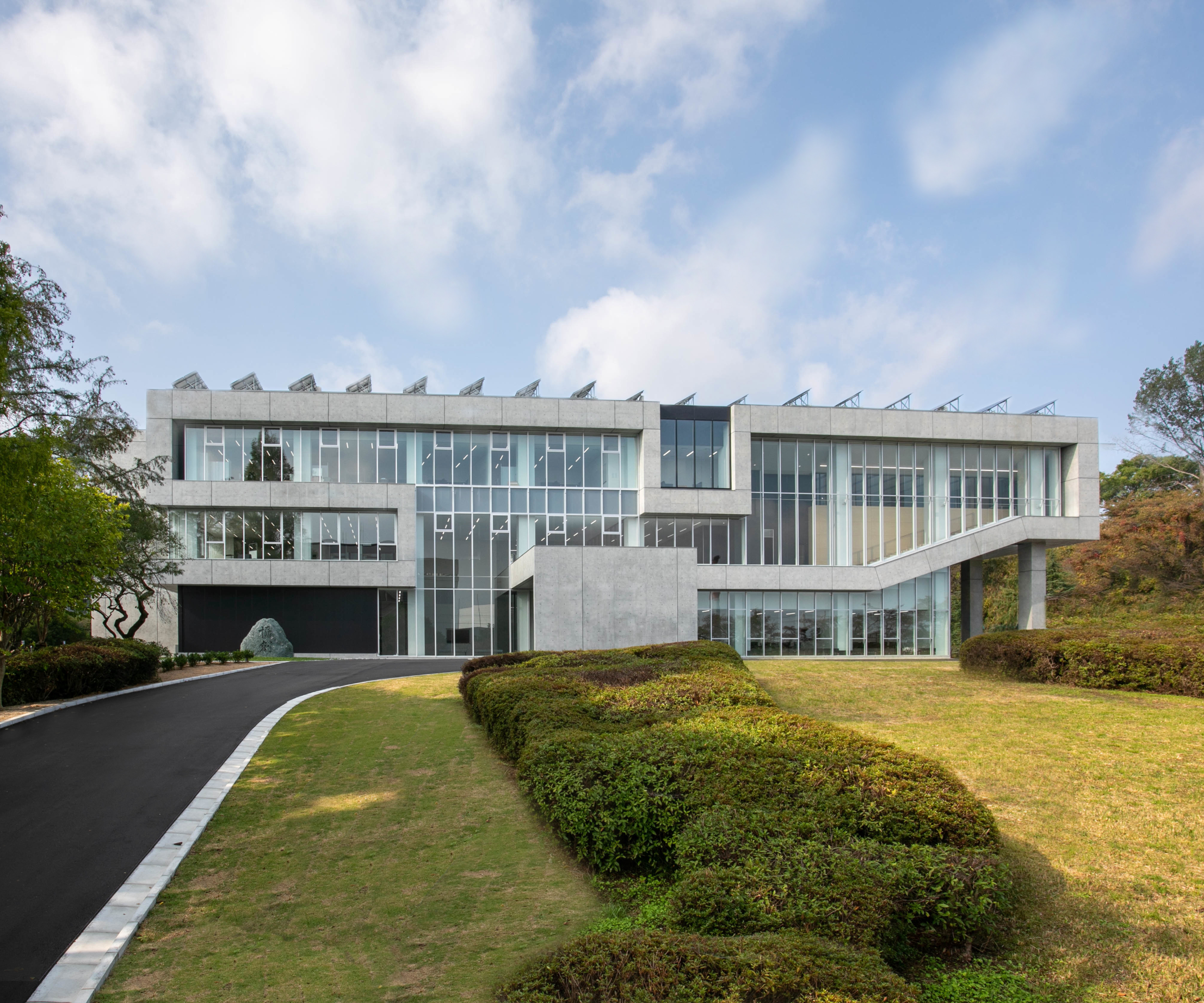 Toray Launches Cutting-Edge R&D Innovation Center for the Future