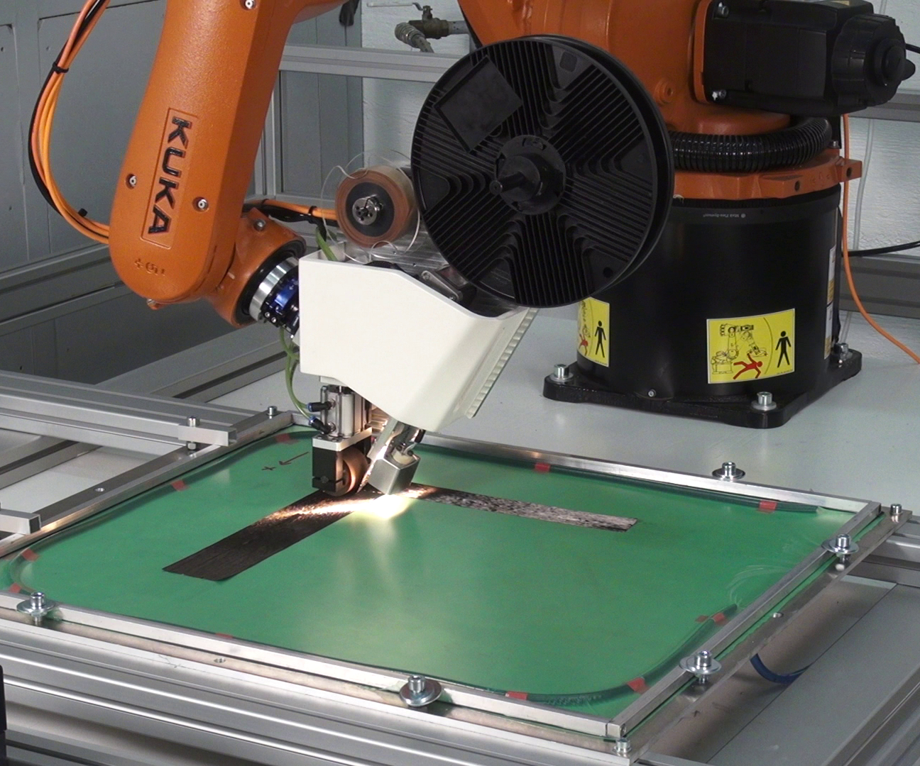 Revolutionizing Composite Manufacturing: Addcomposites  Lightweight AFP-XS Tool