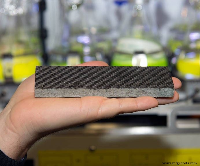 TUM Innovates Carbon Fiber Production by Harnessing Halophilic Algae to Capture CO2
