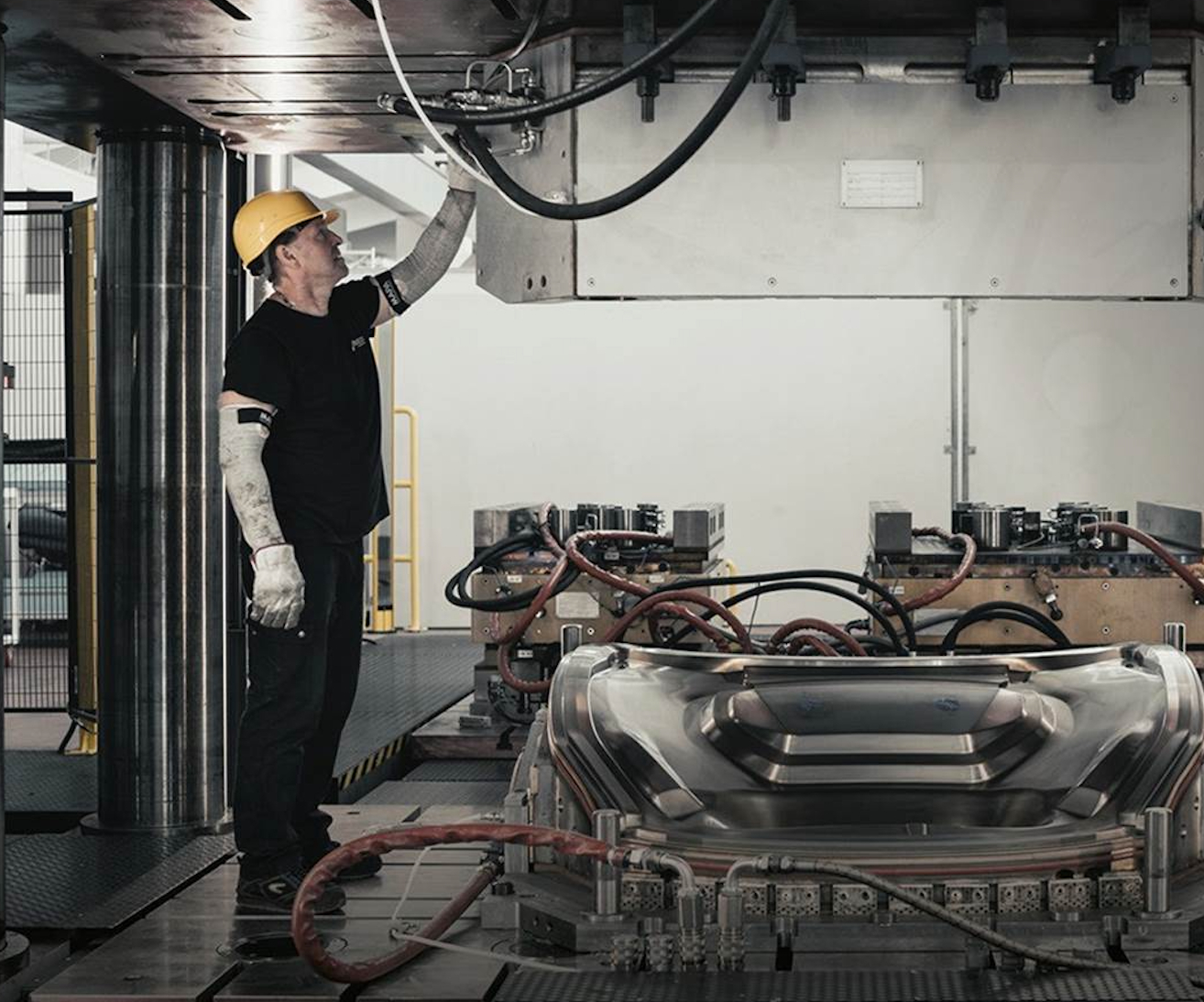 How Bucci Composites Innovates Fabrication in Italy