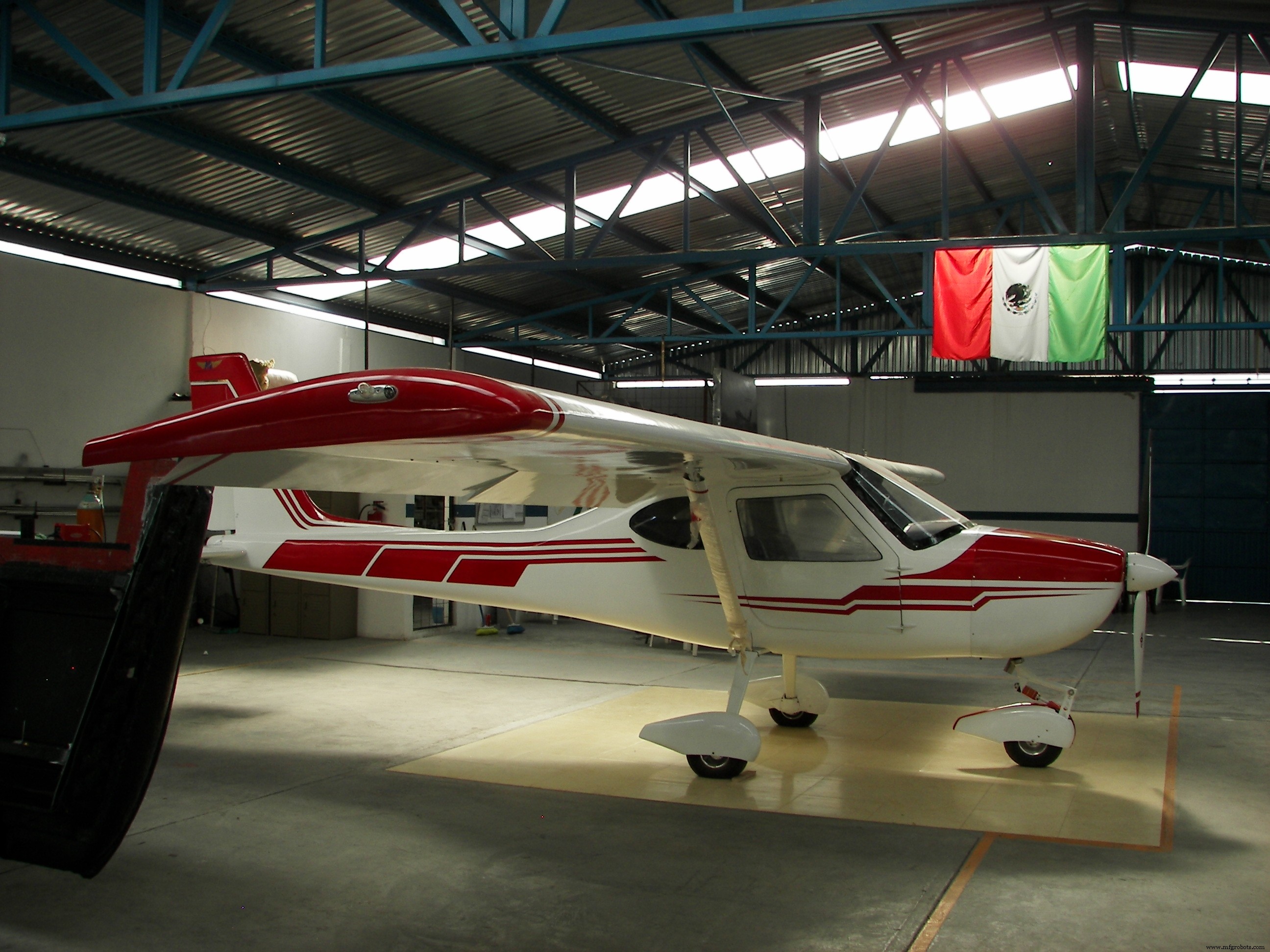 Correction: The Stela-M1 Trainer Pioneered Mexico’s First All‑CFRP Fuselage
