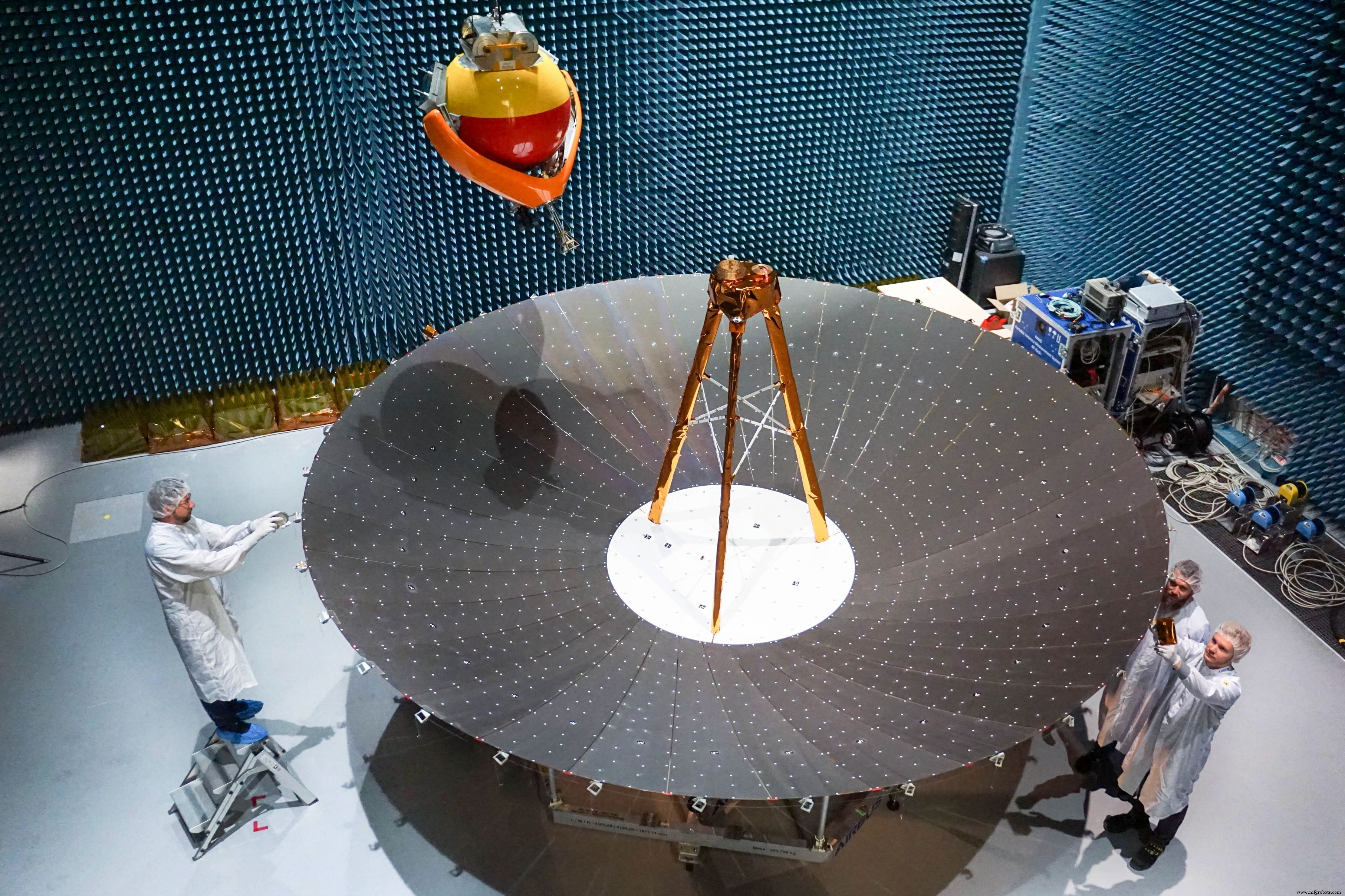 Airbus Certifies Europe s First 5-Meter Deployable Radar Reflector