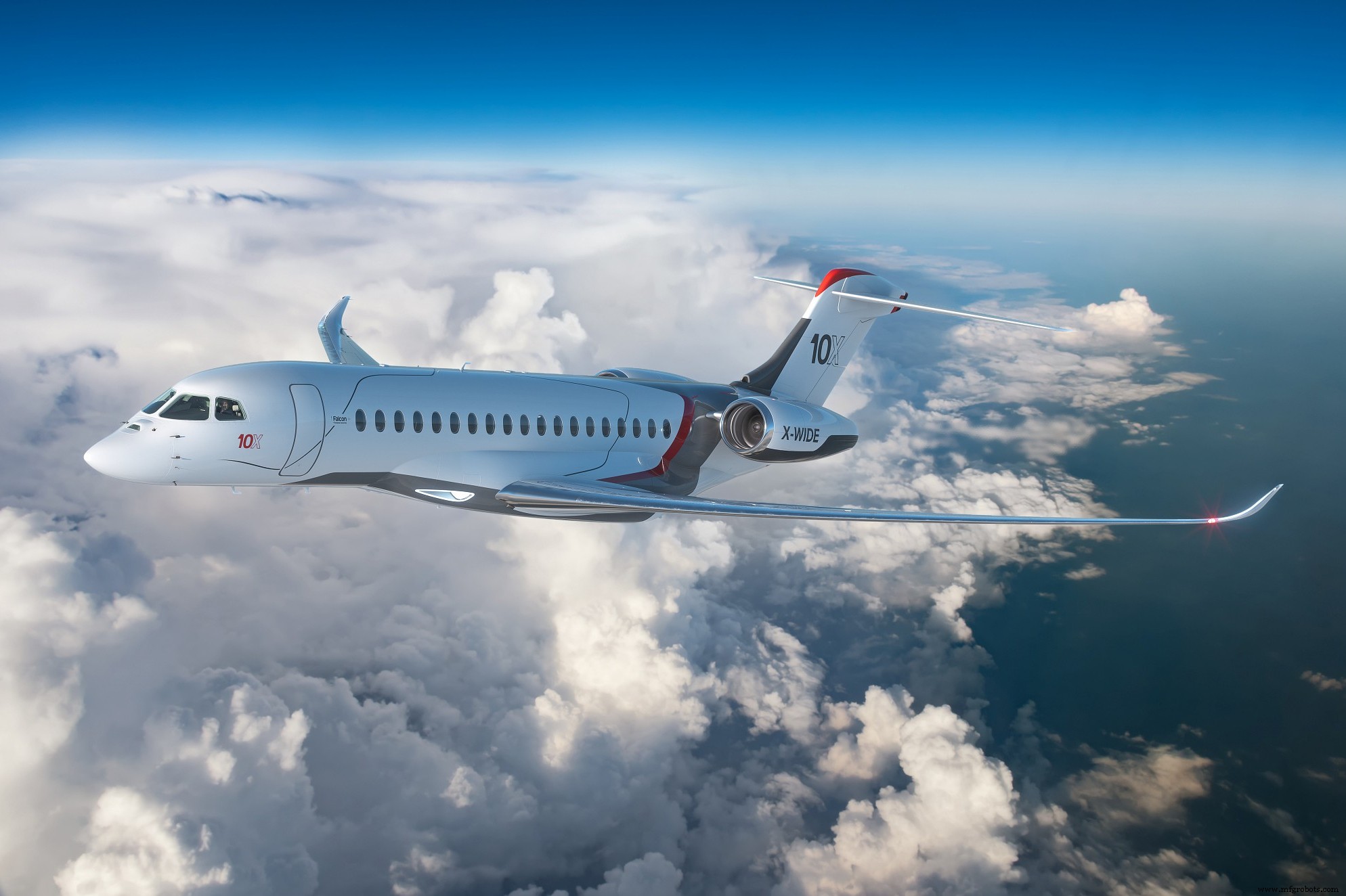 STELIA Aerospace Partners with Dassault Aviation on Falcon 10X Business Jet Development