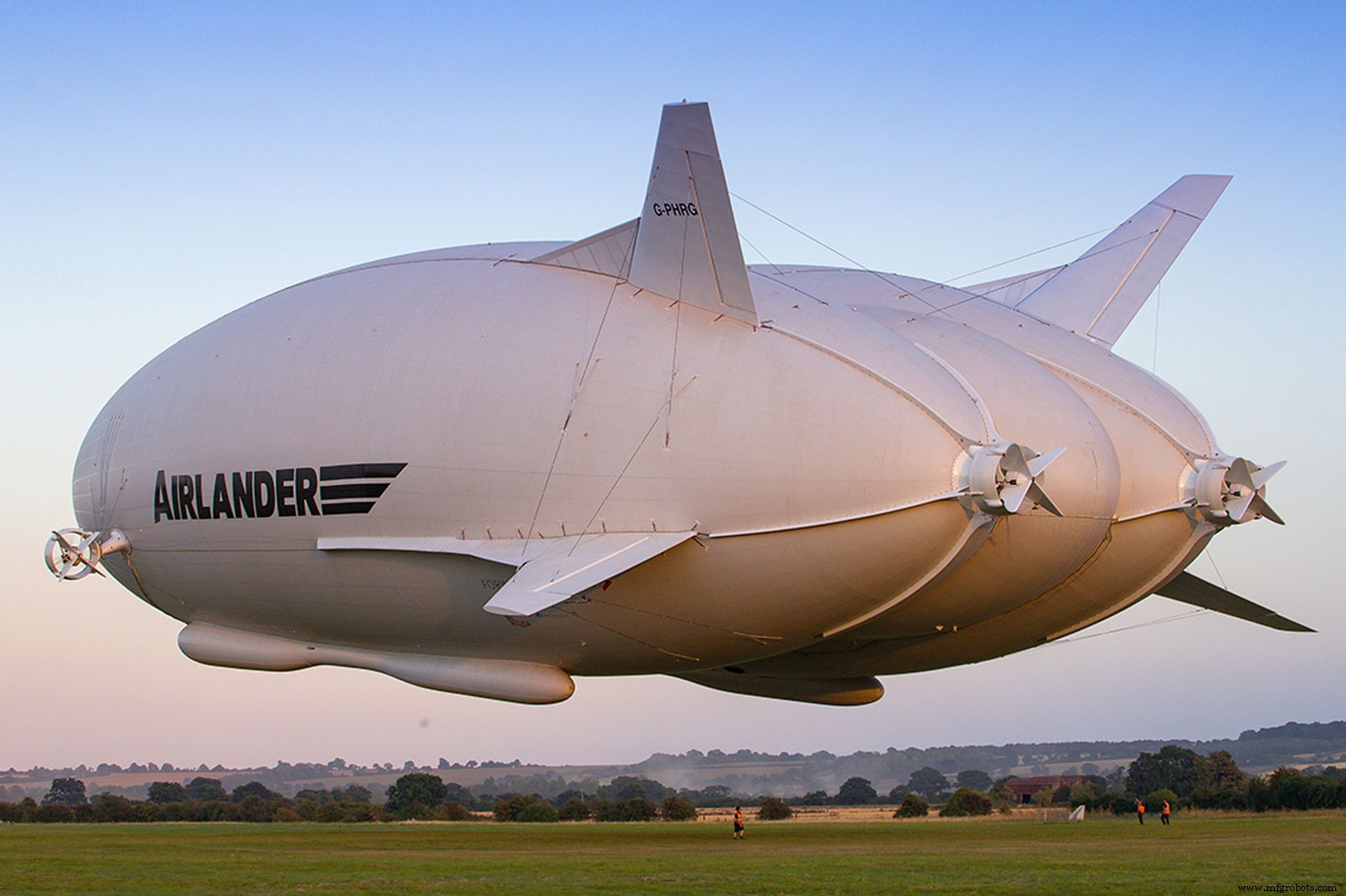 Collins Aerospace Accelerates 500‑kW Electric Motor Development for Airlander 10