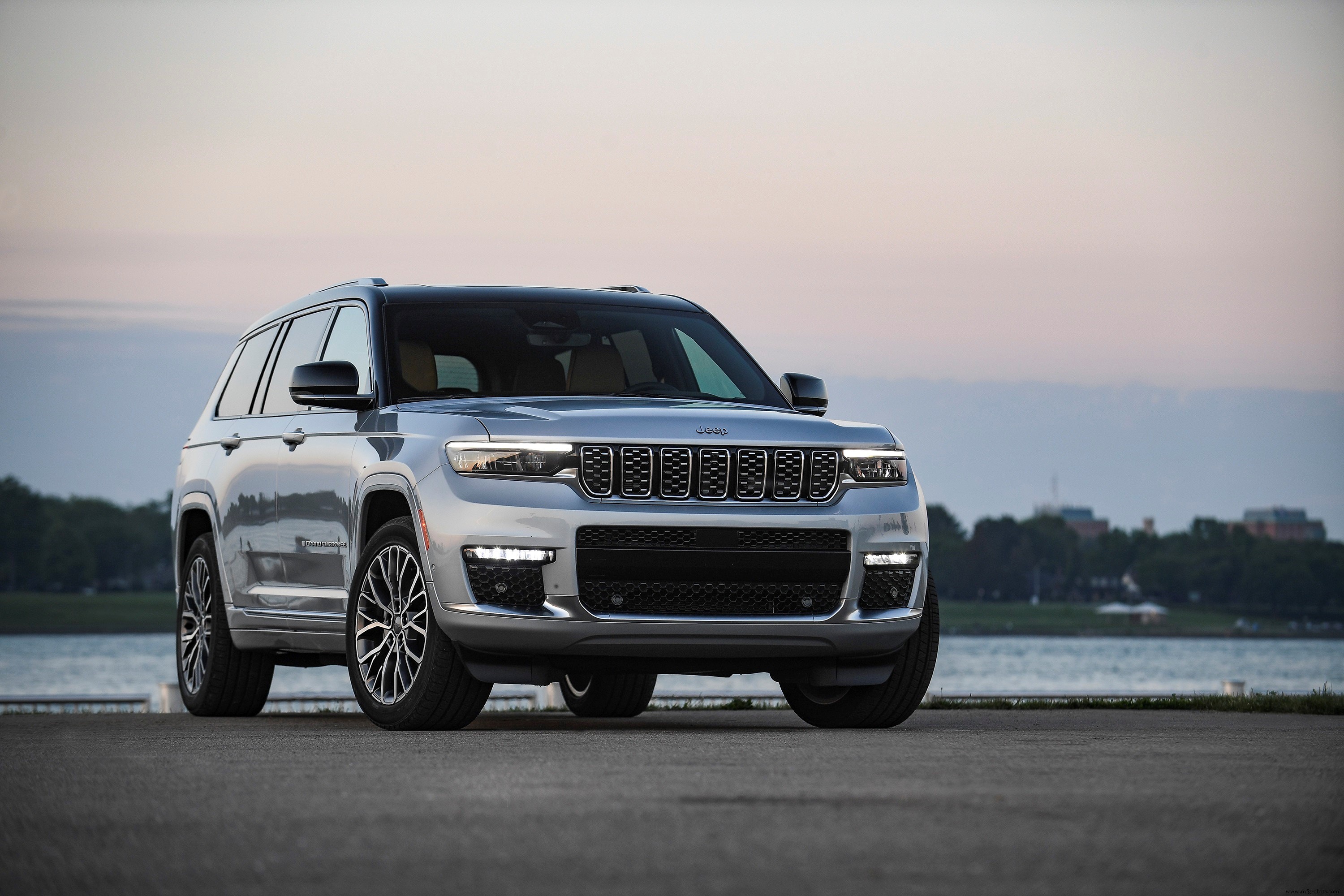BASF, L&L Products, and Stellantis Earn Altair Enlighten Award for Jeep Grand Cherokee L Lightweighting