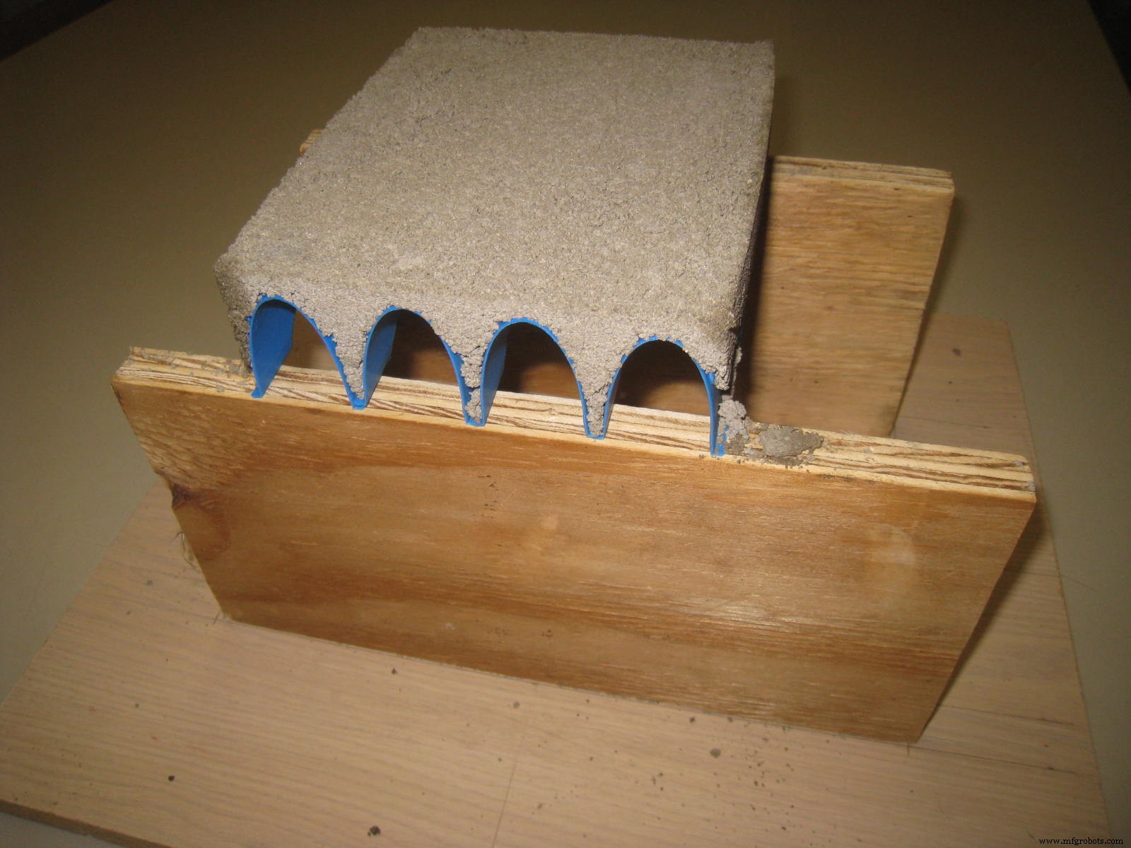 ST Bungalow Unveils Sustainable Fiberglass Roof Using Recycled Wind Turbine Blades