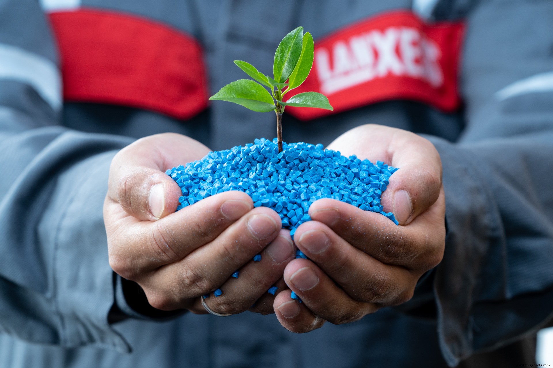 Lanxess Launches Scopeblue Series: 92% Sustainable Glass‑Fiber Composite for a Greener Future