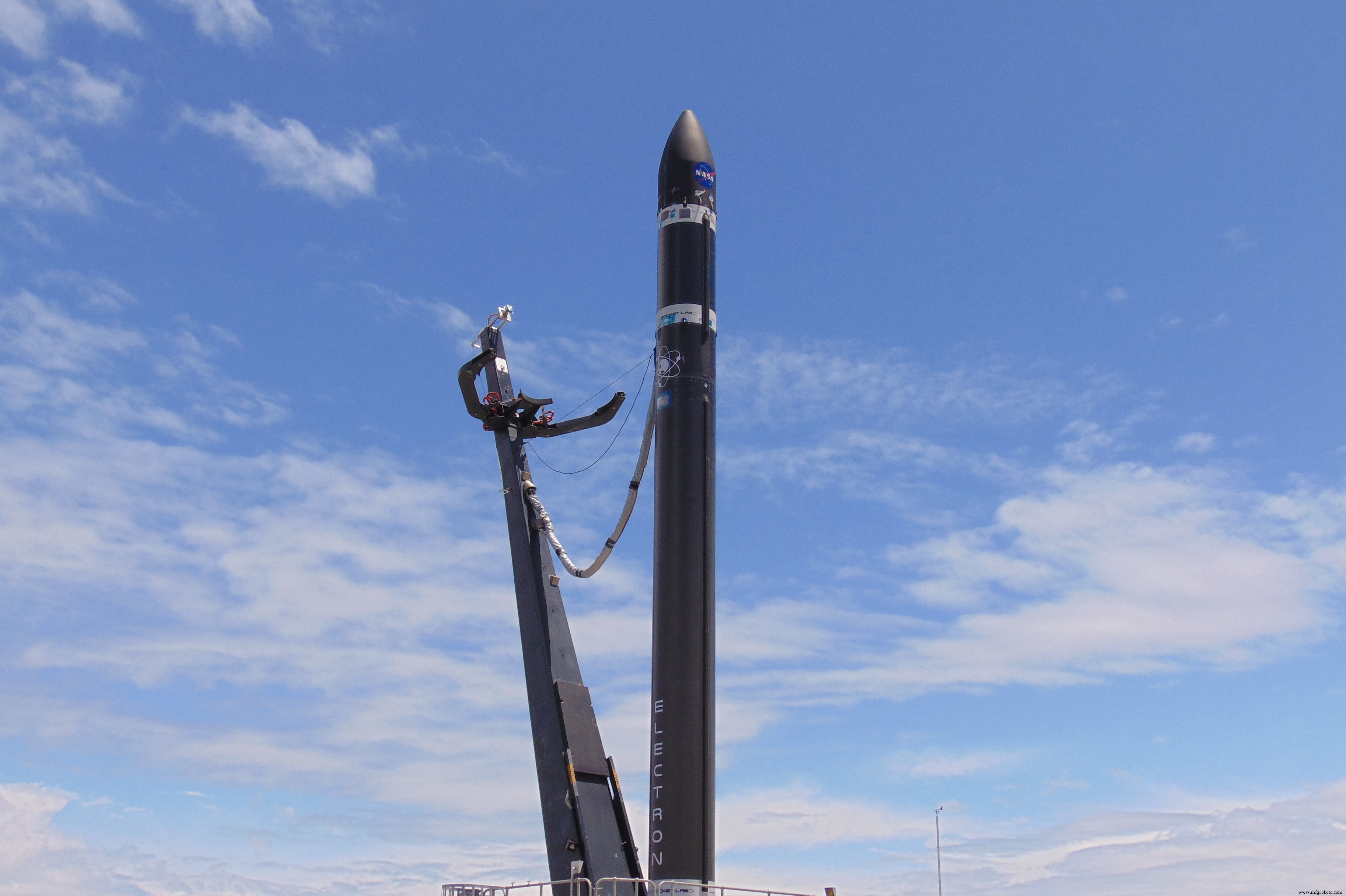 Rocket Lab Reveals Next-Gen Composite Neutron Rocket: Design, Materials, and Reusability Details