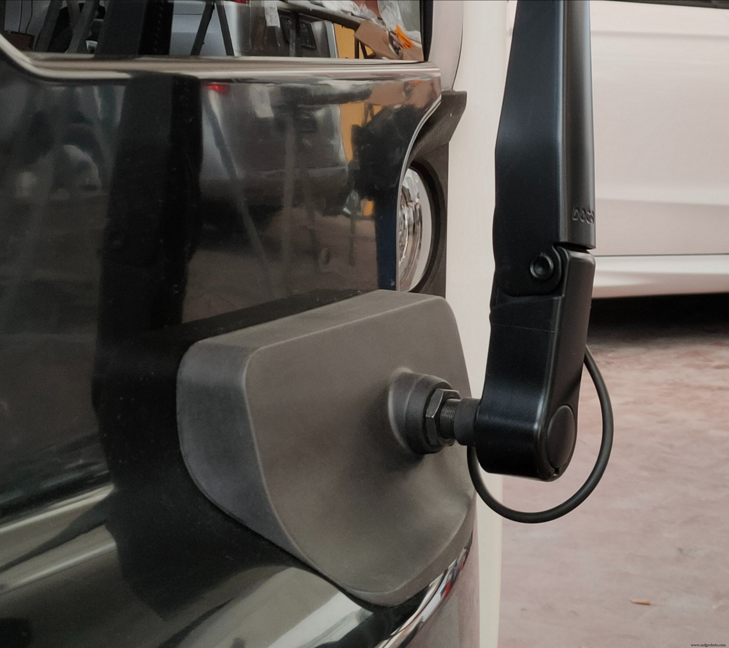 Olli 2.0: Local Motors’ Autonomous Electric Shuttle Enhanced with CRP Technology Windform Composites