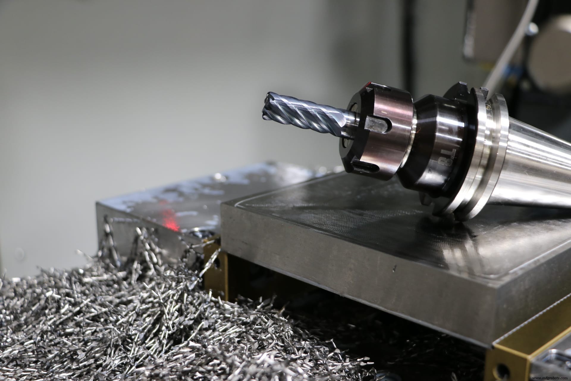 Mastering Titanium Machining: Expert Techniques & Tool Selection for Alloys
