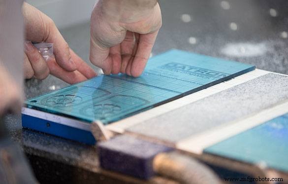 Master Vacuum Table Use: 5 Proven Tips for Securing Small Parts