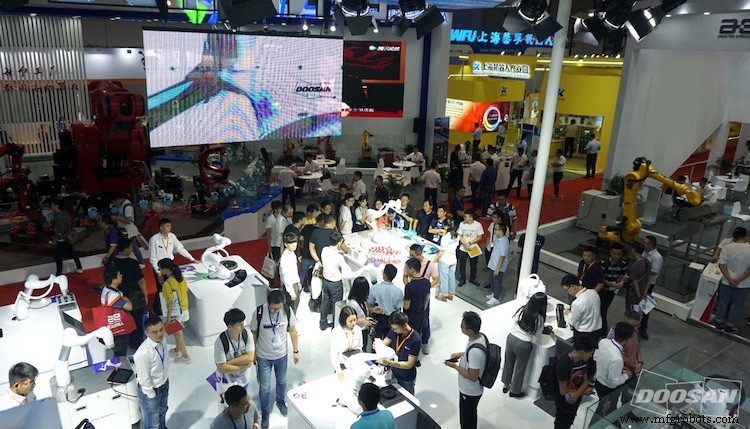 Doosan Robotics Unveils Next-Generation Collaborative Robots at China International Industry Fair