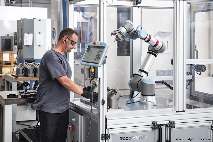 Universal Robots Announces 37,000 Units Sold and Introduces Heavy‑Duty UR16e Collaborative Robot
