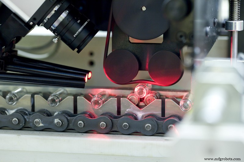 Ensuring Vaccine Integrity: How IDS Cameras Monitor Container Quality