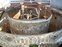 Three Critical Red Flags That Your Wastewater Clarifier Is Overdue for Maintenance