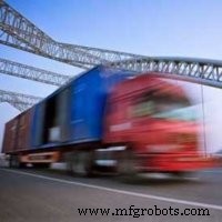 How IoT Transforms Fleet Maintenance: Boosting Efficiency & Reliability