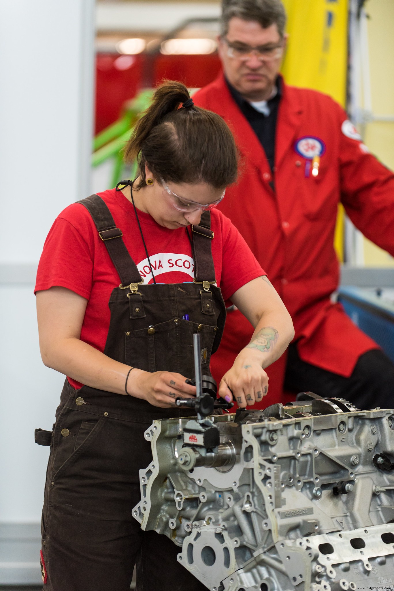 Proven Strategies to Attract Skilled Heavy Equipment Technicians in Construction & Mining