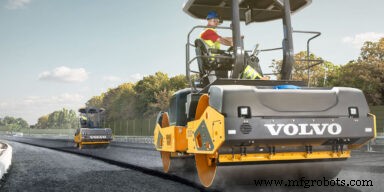 3 Proven Tips for Synchronizing Asphalt Compactors with Pavers