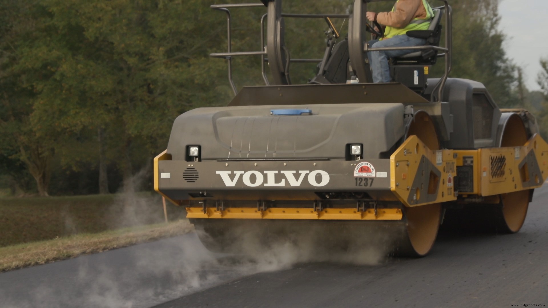Mastering Asphalt Compaction: Key Techniques for Durable Pavement