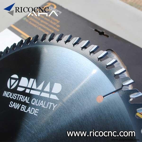 Top 4 Essential Woodworking Tools for Machine Use