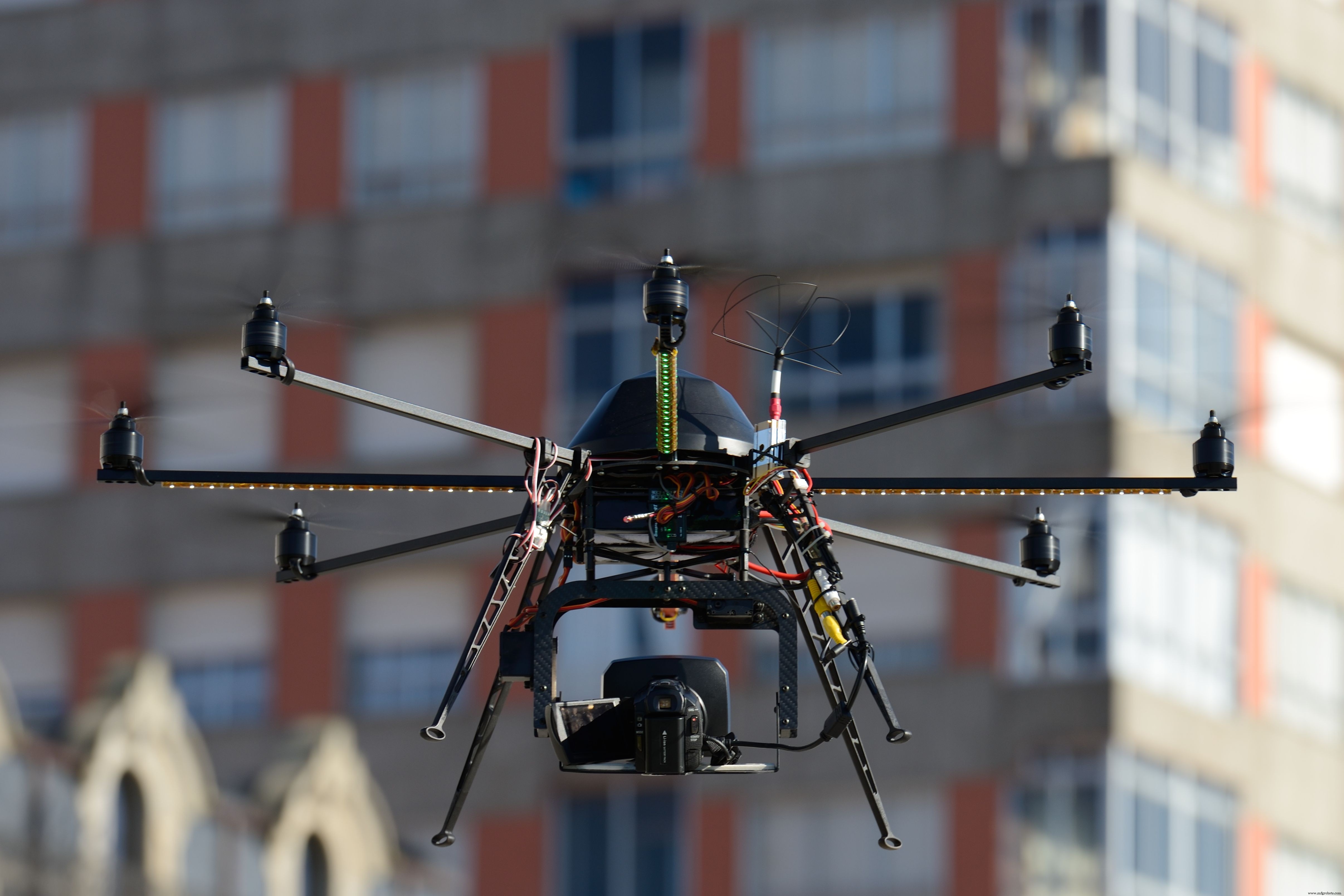 The Materials Behind Modern Drones: From Carbon Fiber to Lithium‑Ion Batteries