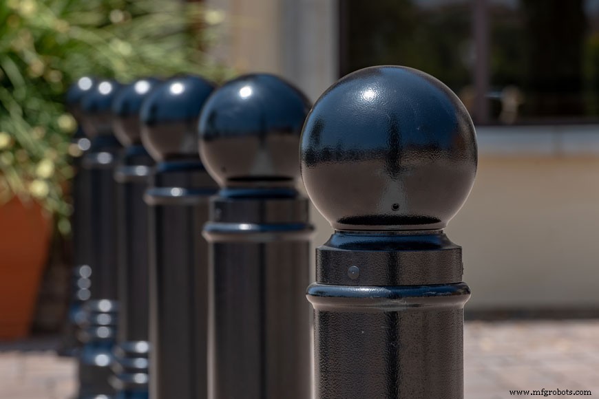 Choosing the Right Iron Alloy: Ductile vs. Cast Iron Explained