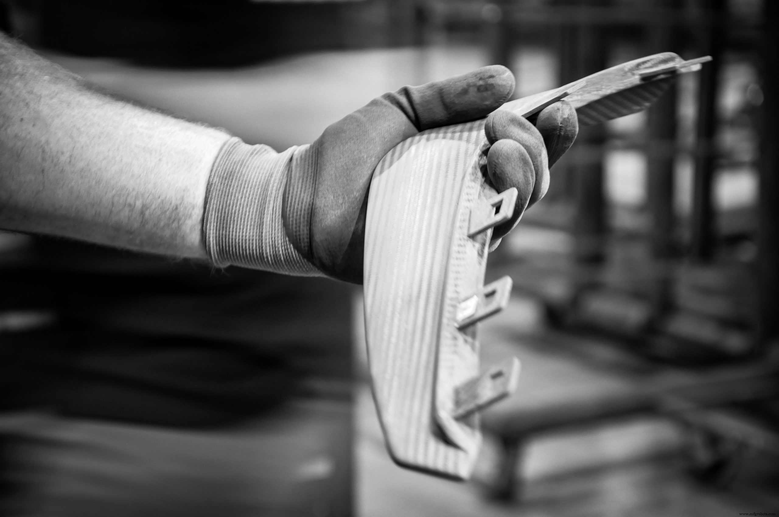 5 Key Applications of Carbon Fiber in Luxury Goods Production