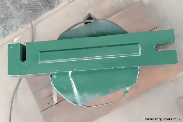 Expert Cast Aluminum Painting: Techniques for Durability & Beauty