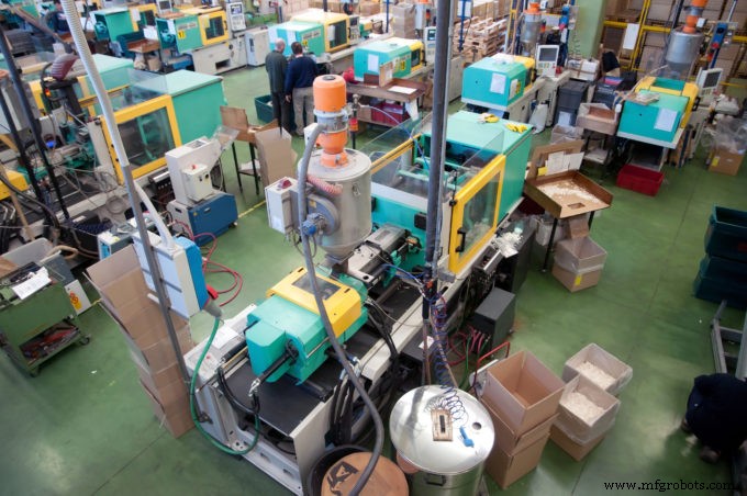 Unlocking Efficiency: Key Benefits of Plastic Injection Molding