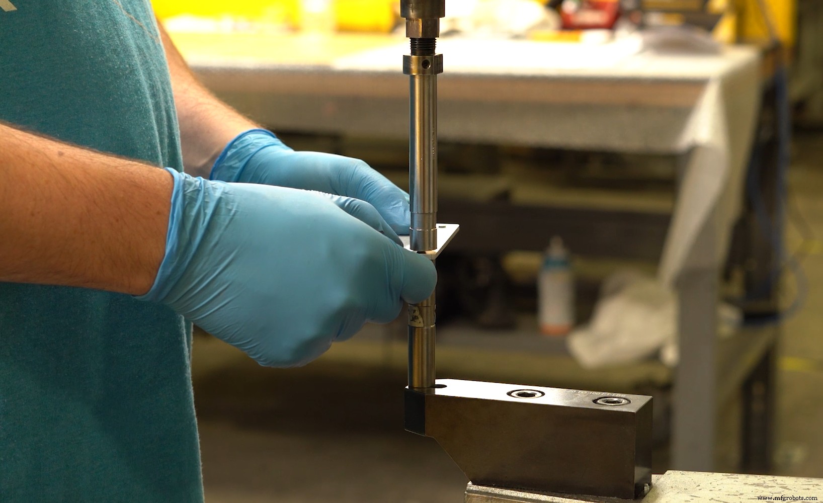 Flush-Head vs. Concealed-Head Fasteners: Key Differences Explained