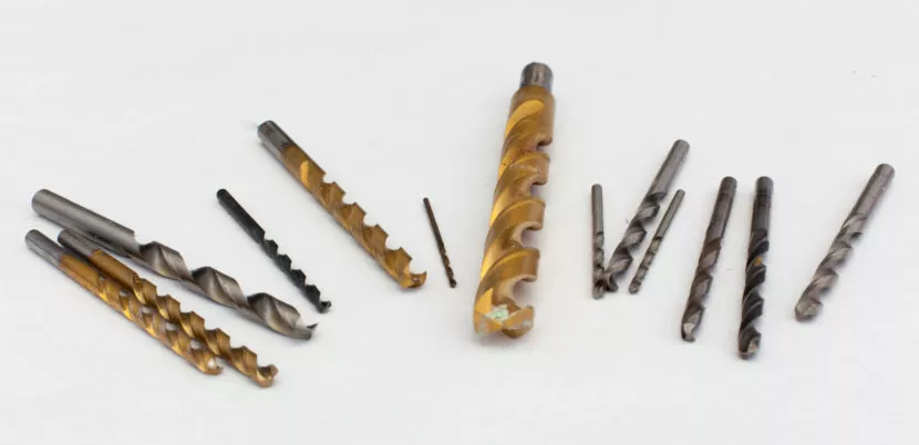 Quick Comparison of CNC Cutting Tools: End Mills, Thread Mills & More