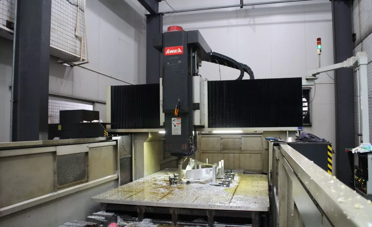 CNC Machining Large Parts: Strategies for Overcoming Size Constraints