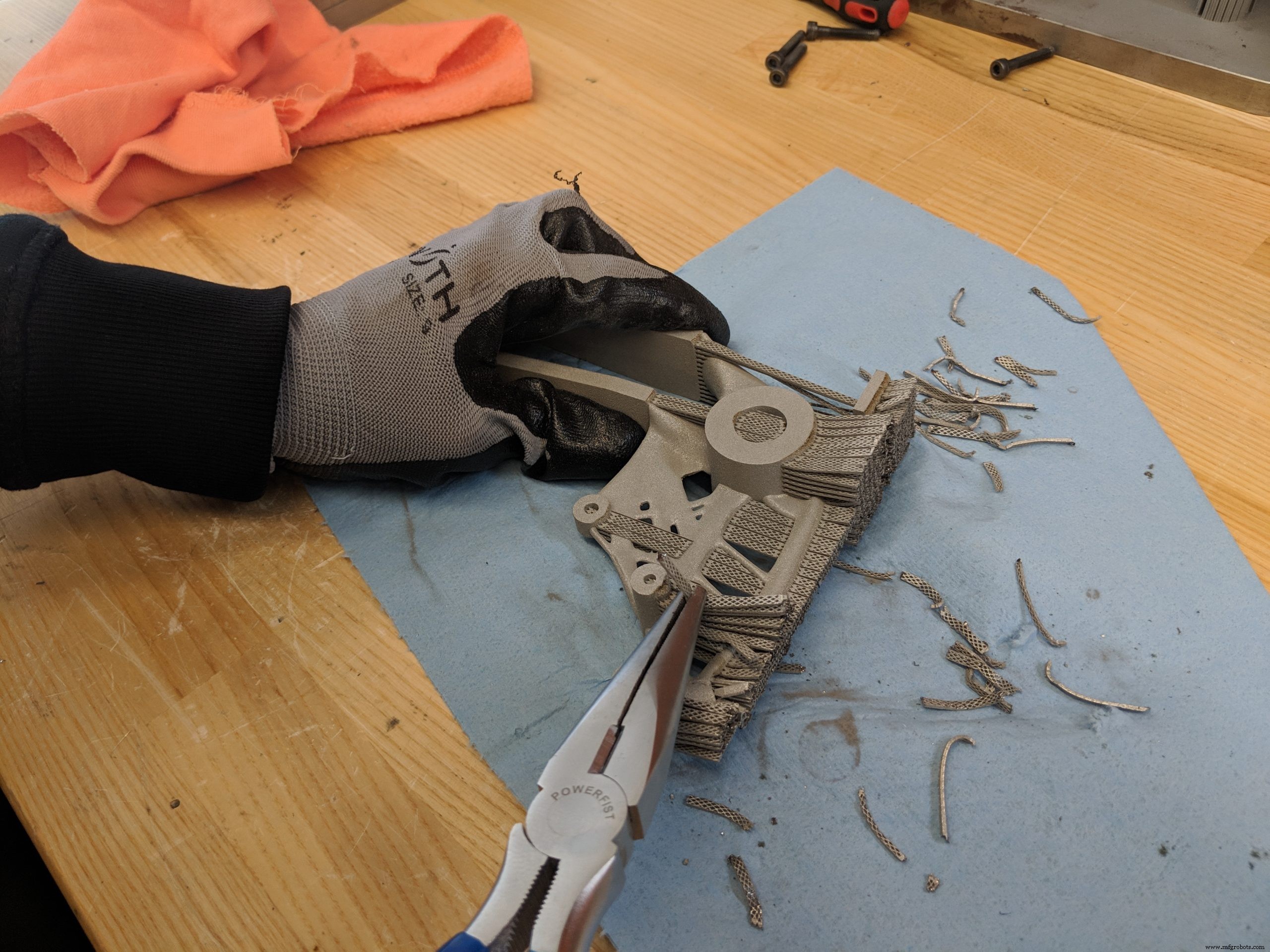 Harnessing Hybrid Manufacturing: Integrating Metal Additive and Subtractive Technologies