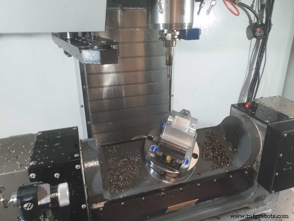 Choosing the Right 5-Axis Machine Configuration: A Comprehensive Guide