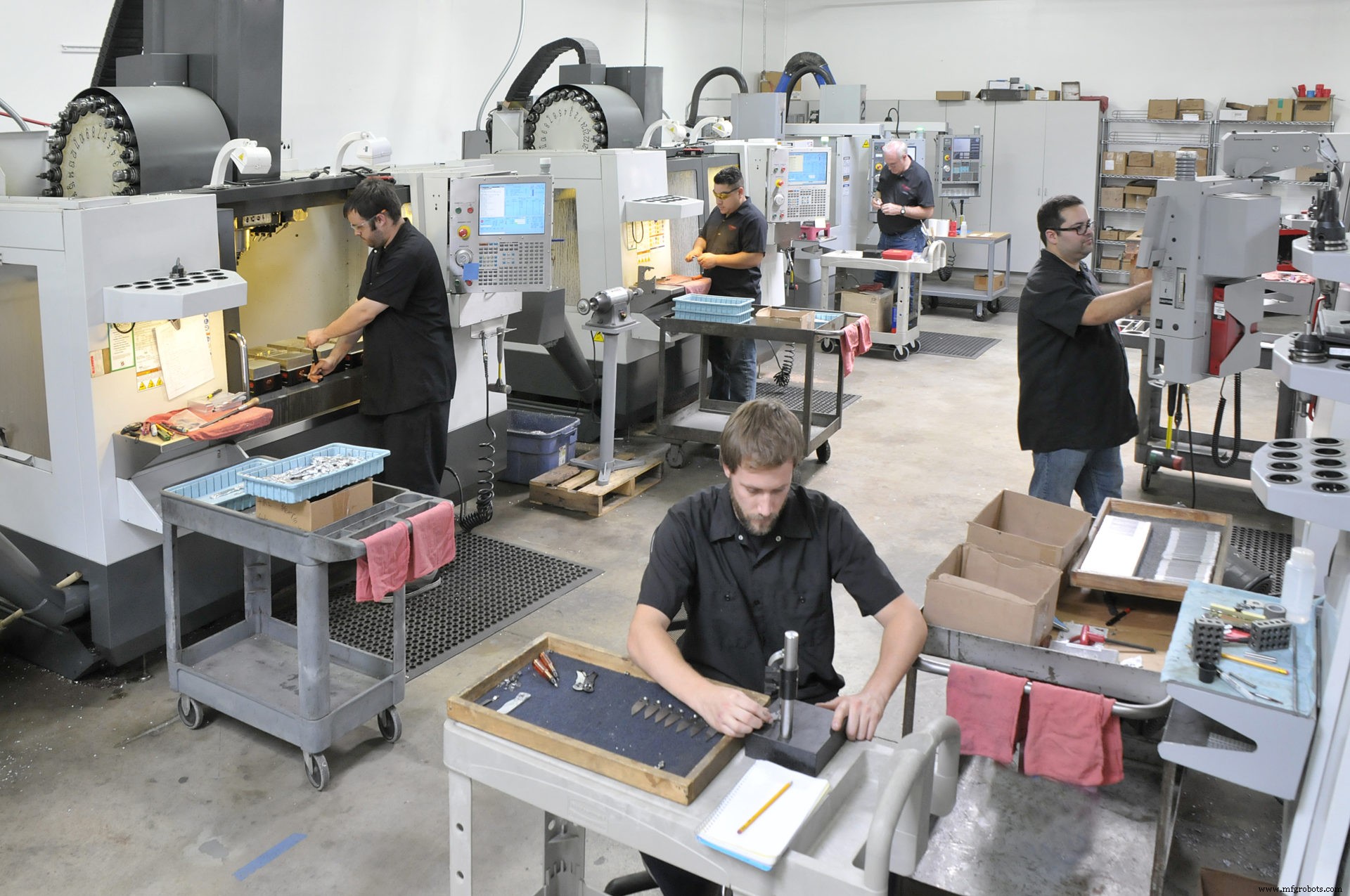 Overcoming the Four Key Challenges Facing Manufacturing Departments and Job Shops