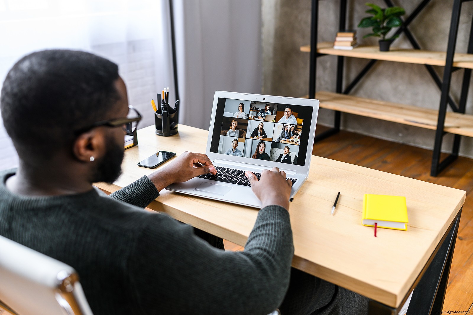 Why Virtual Collaboration Remains Essential in 2021