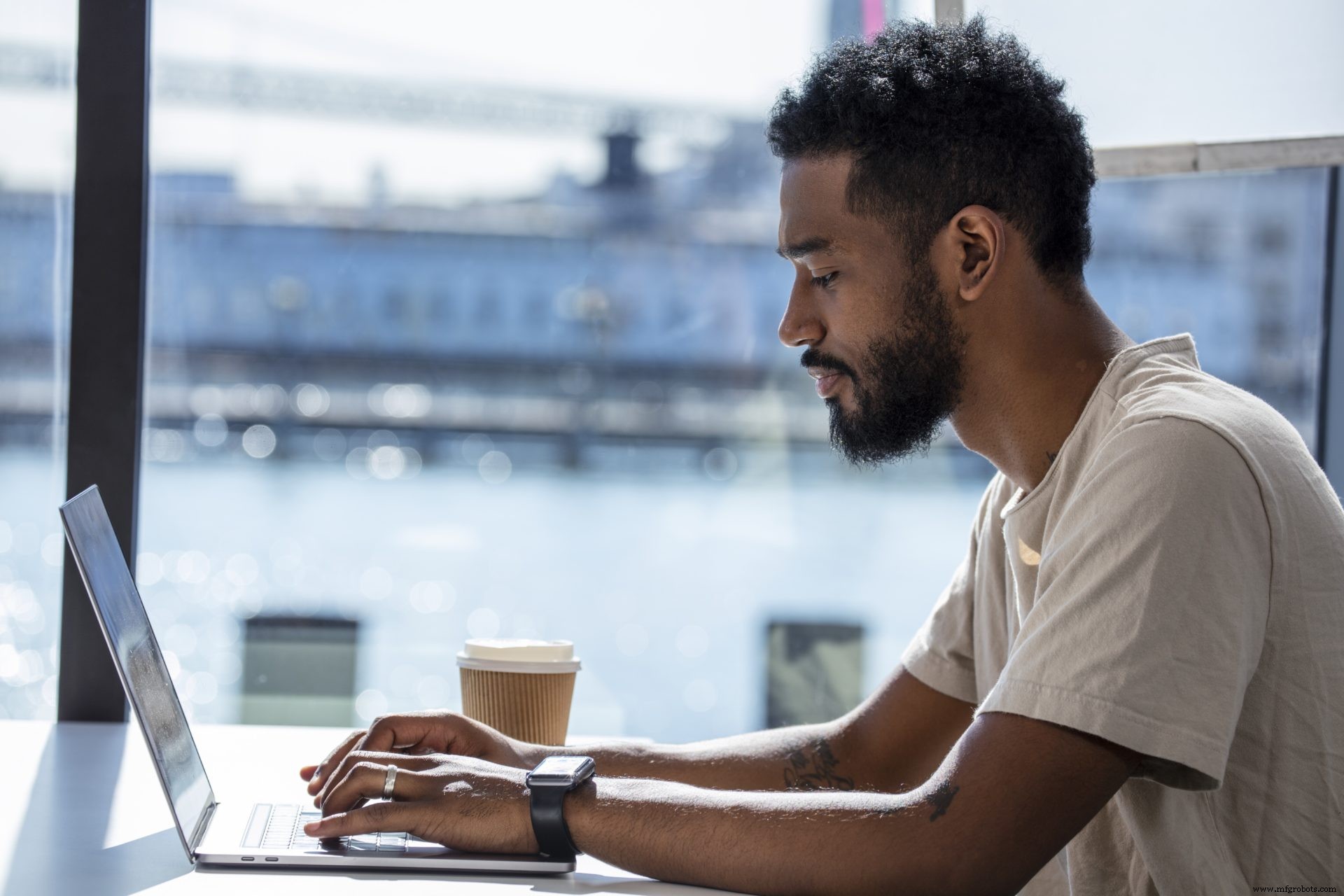 10 Proven Ways Cloud Computing Boosts Business Efficiency