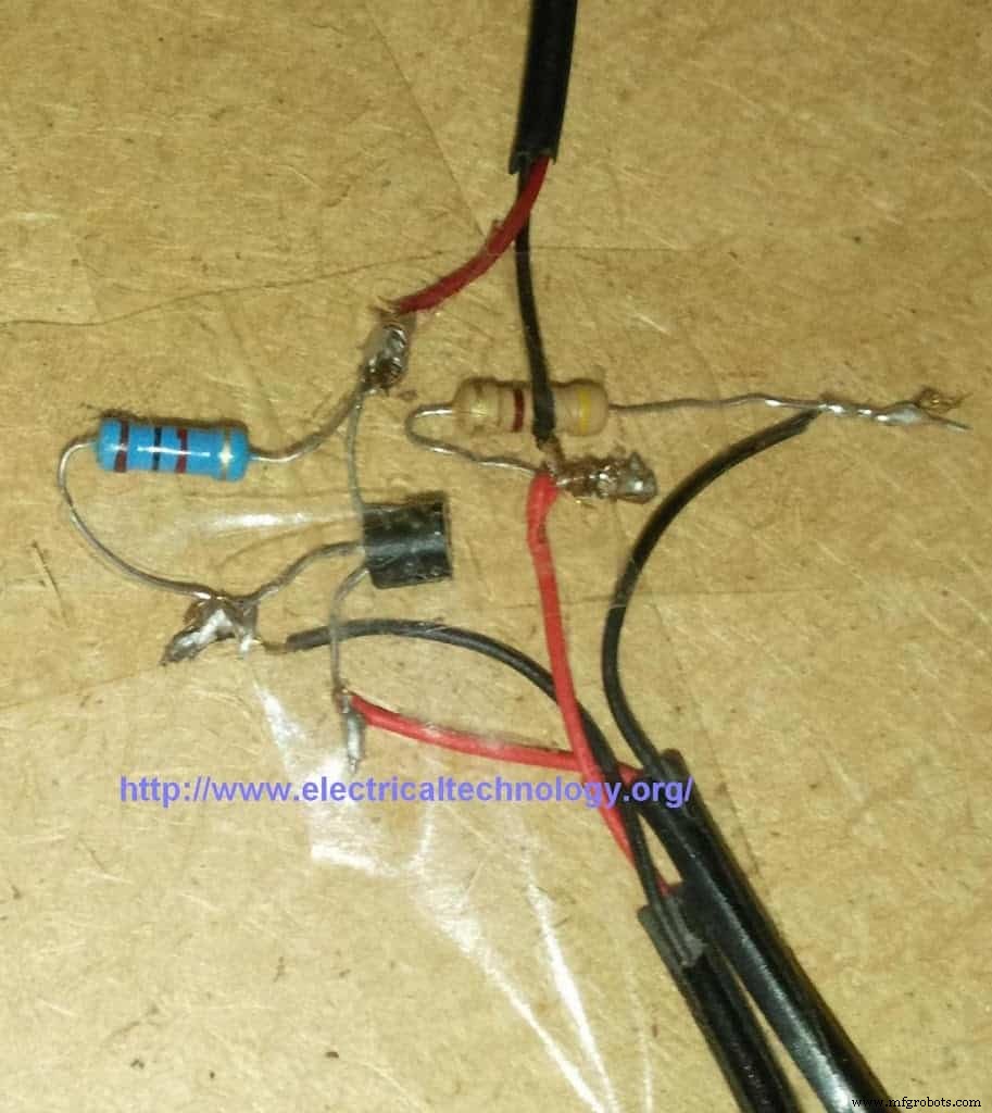 Automatic Street Light Control System with LDR and BC‑547 Transistor – Simple, Reliable, Energy‑Saving