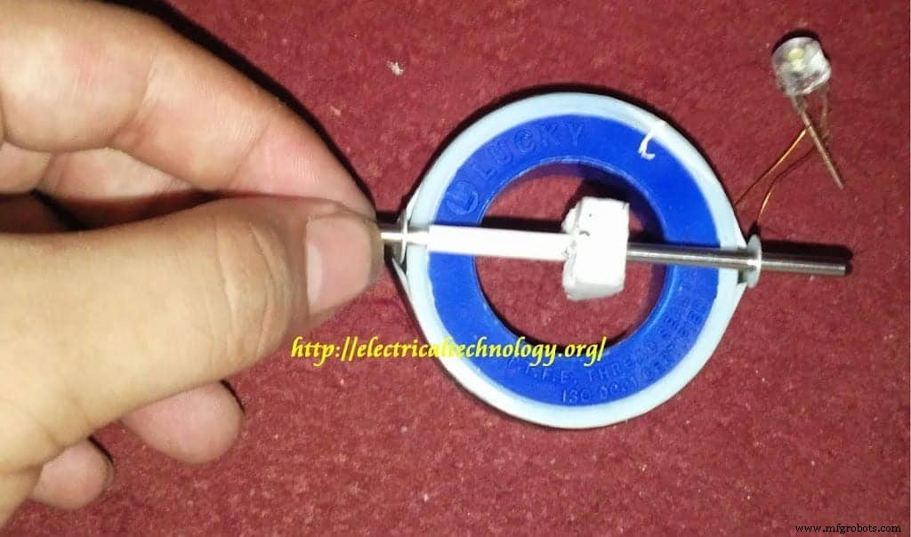 DIY Spool Generator & Alternator – Build Your Own Simple Electric Power Source