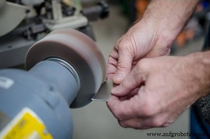 Deburring Explained: The Professional Guide to Smooth Metal Surfaces