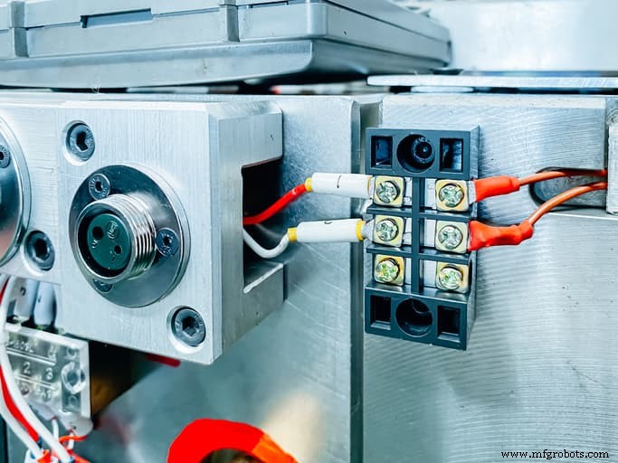 How to Prevent and Repair Sink Marks in Injection Molded Parts