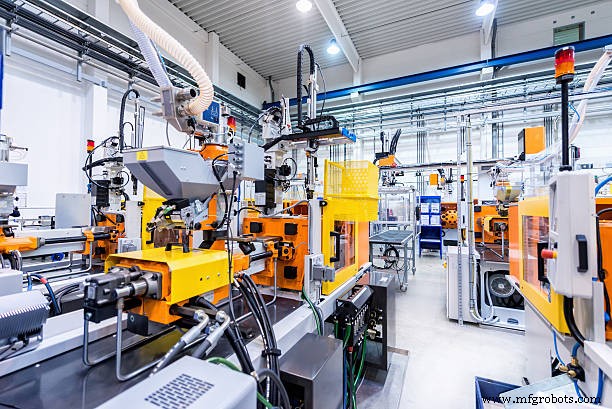 Die Casting vs. Injection Molding: A Comprehensive Comparison for Manufacturers