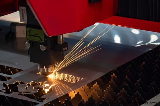Laser Cutting: Pros, Cons, and Key Benefits of Laser Technology